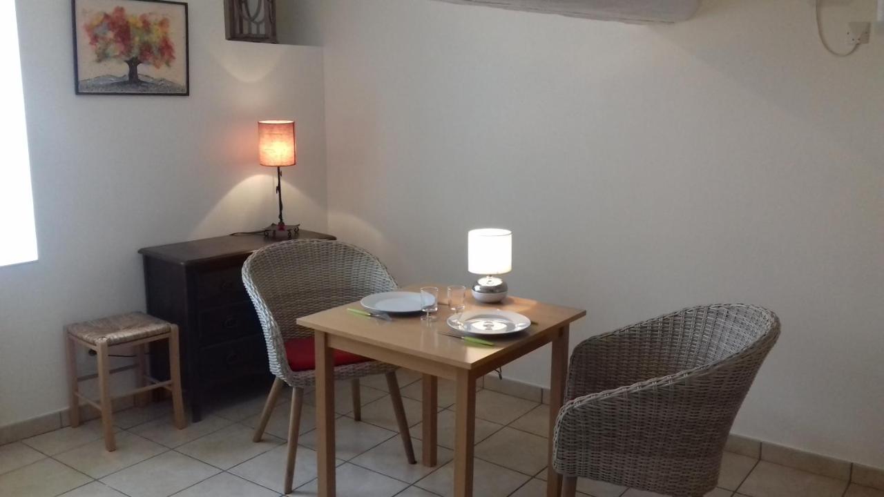 Le Petit Seguret Apartment Le Puy-en-Velay Exterior photo